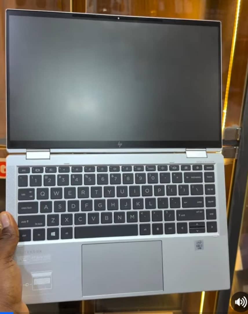 HP ELITEBOOK  1040 G7 10TH GENERATION INTER CORE I7 32GB 512 || X360 || FINGER PRINT || FACE ID||  { CLEAN AS NEW }