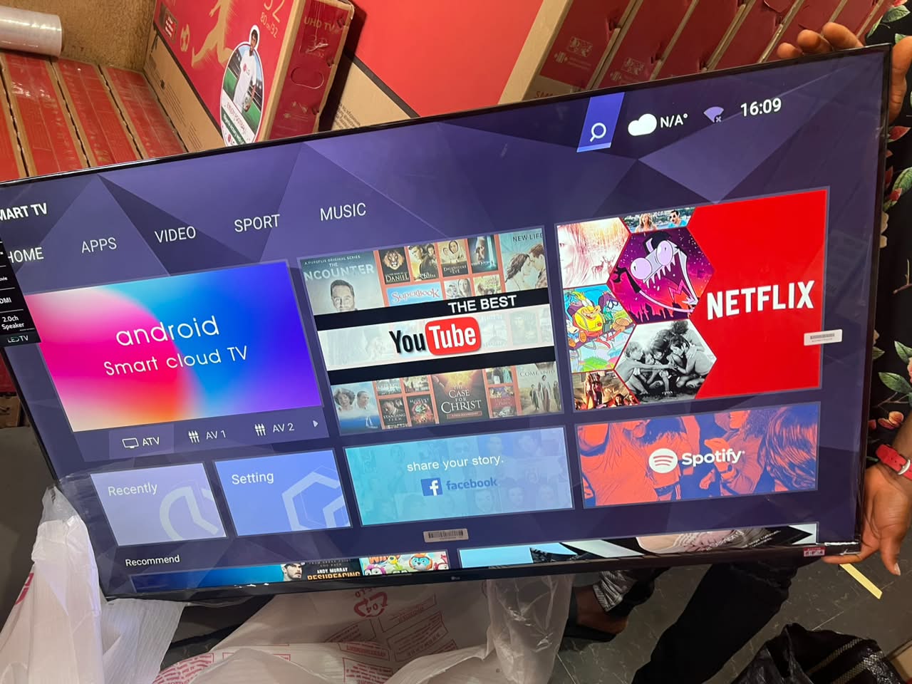 3-inch-LG Smart television 
